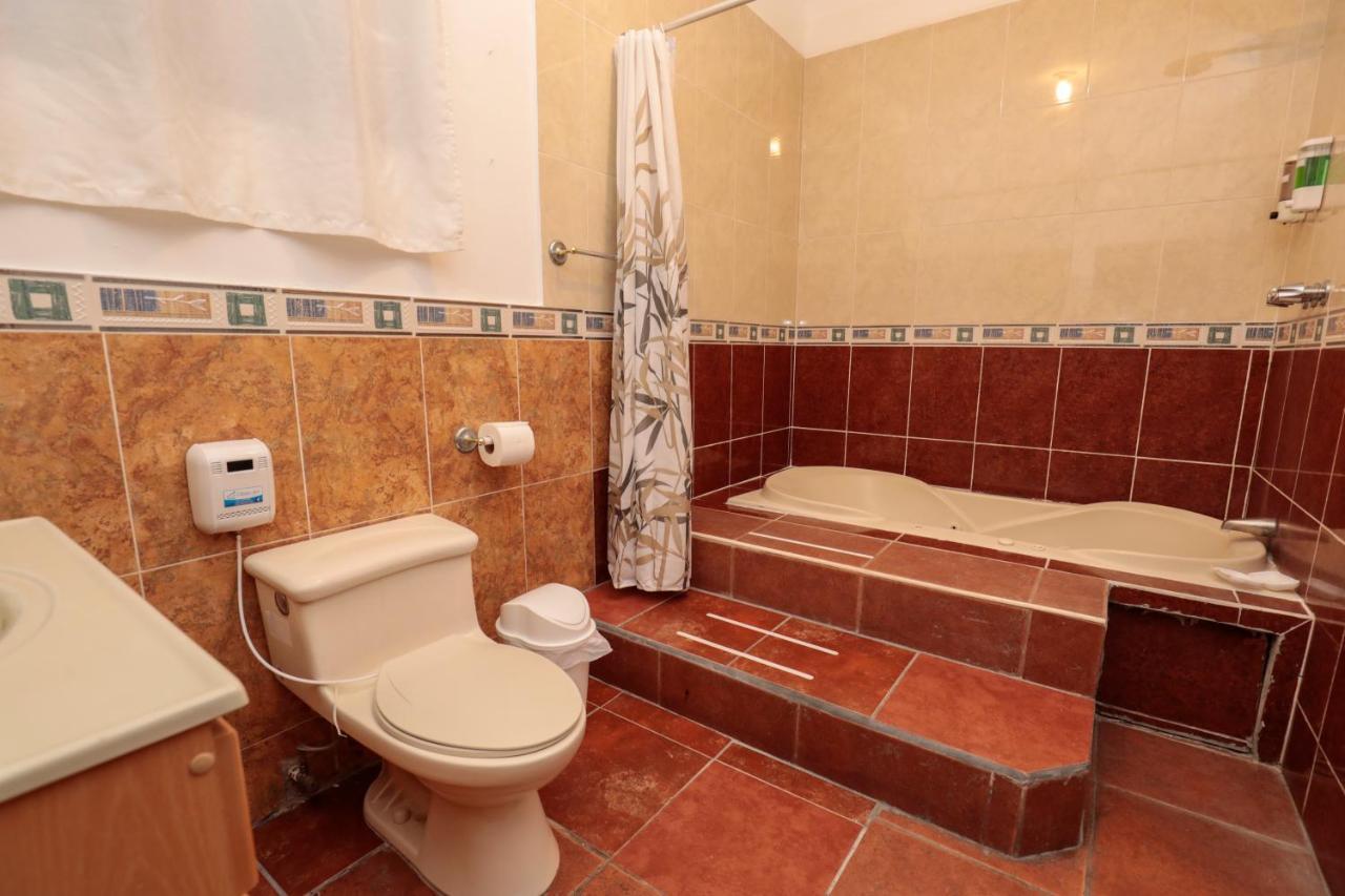 Alexa Hostal San Salvador