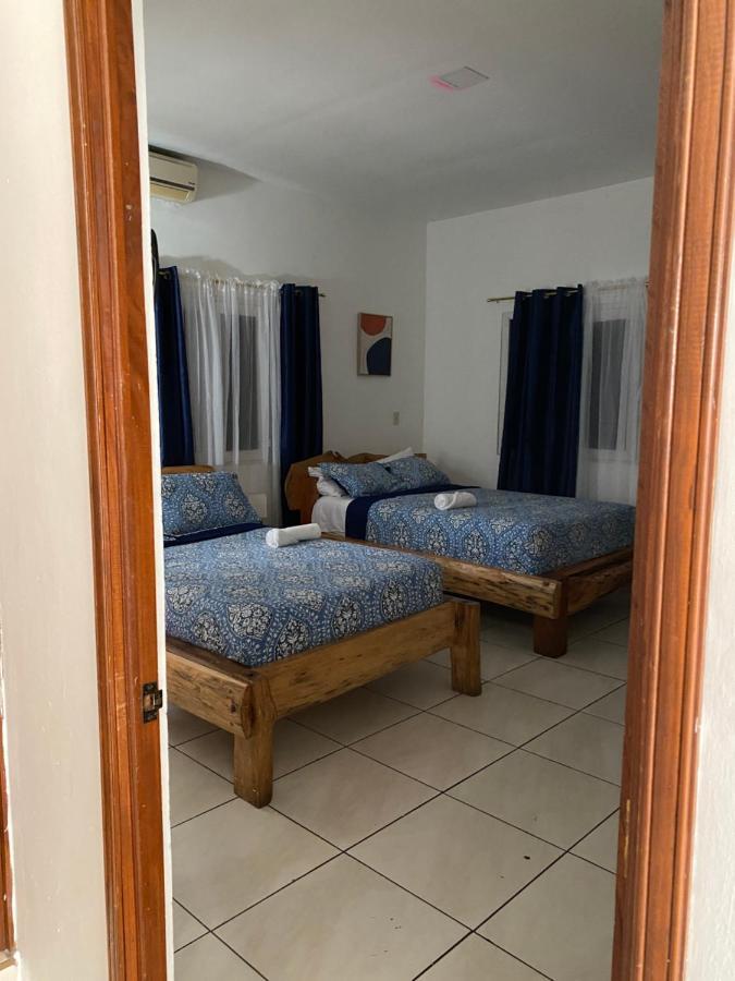 Alexa * San Salvador