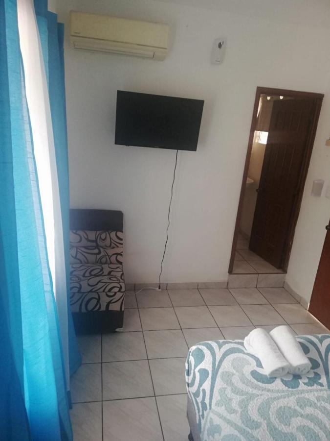 Alexa San Salvador